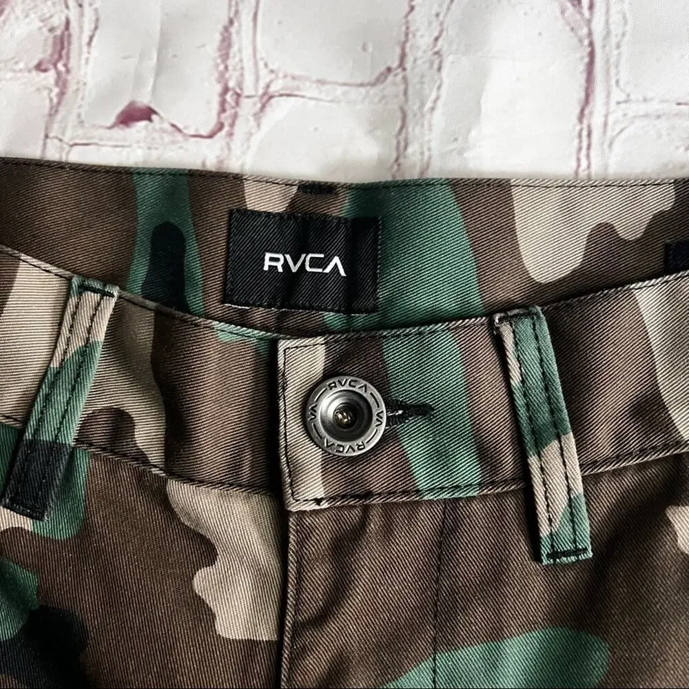 RVCA Mens Camo   Relaxed Fit Americana Walkshorts Sz 28